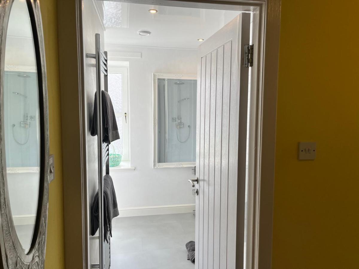 St John'S Town Of Dalry Glentress Apartment 1 Bagian luar foto